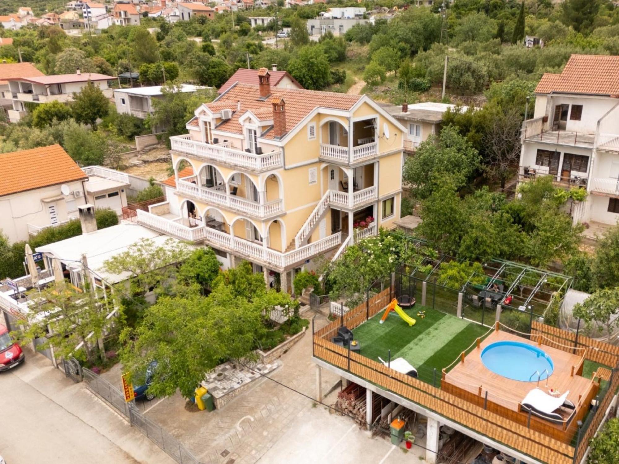 Apartments Milic - One Bedroom Apartment With Sea View And Terrace Gornji Karin Exterior foto