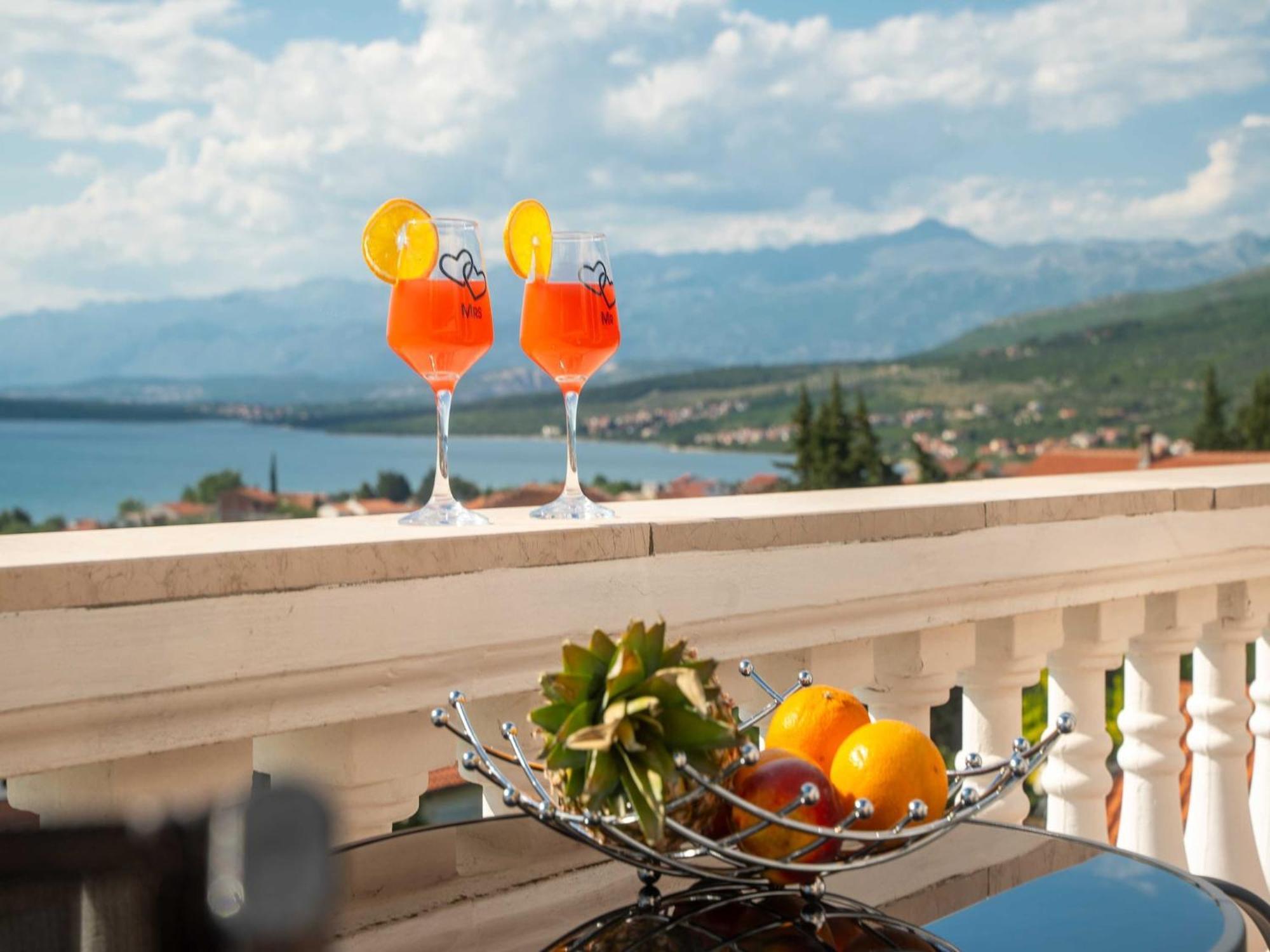 Apartments Milic - One Bedroom Apartment With Sea View And Terrace Gornji Karin Exterior foto