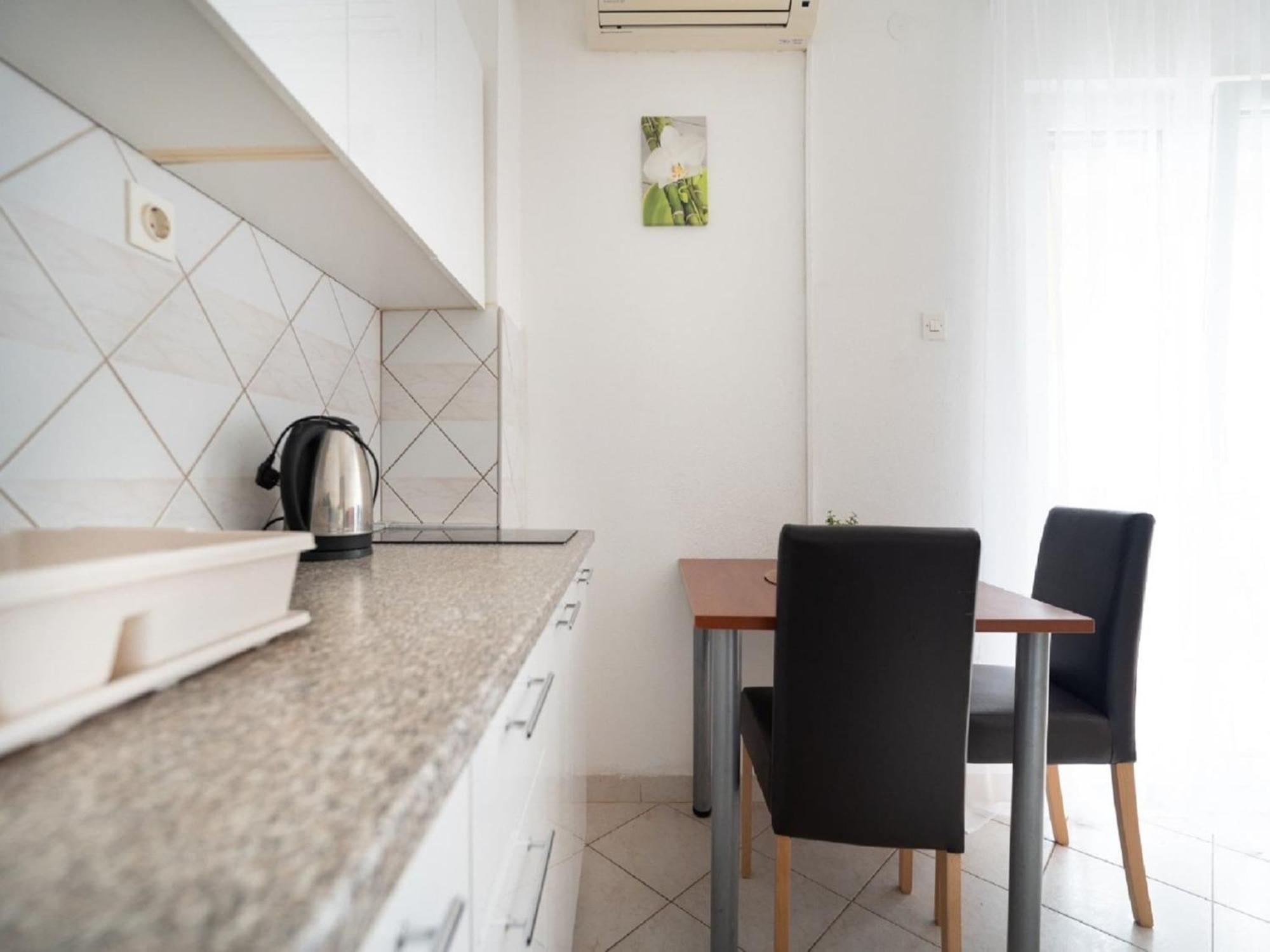 Apartments Milic - One Bedroom Apartment With Sea View And Terrace Gornji Karin Exterior foto